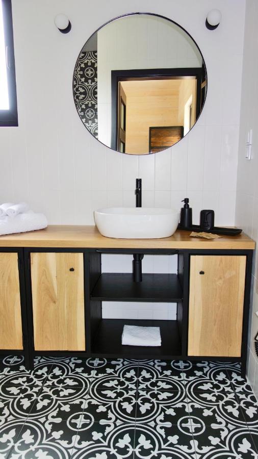 Dzikie Lisko - Apartament Z Tarasem レスコ エクステリア 写真